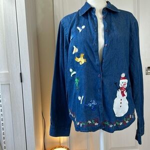 Karen Scott Jean Blouse with Embroidered Winter Scene Sz M